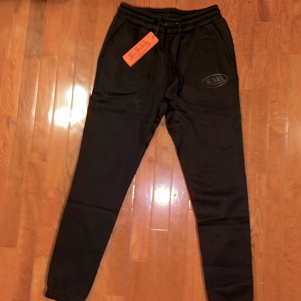 Nwt Von Dutch Black Joggers with pockets and drawstring